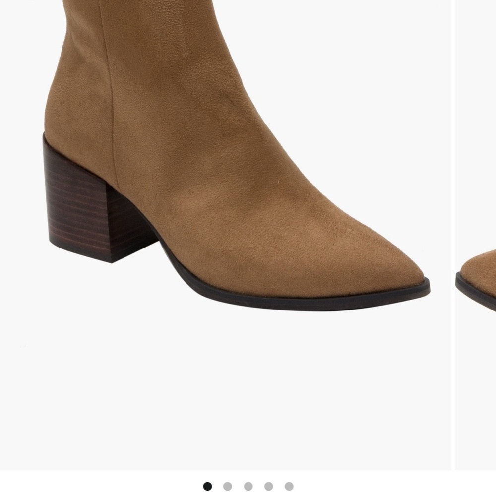 Tan Heeled Boots with Pointed Toe and Suede Finish